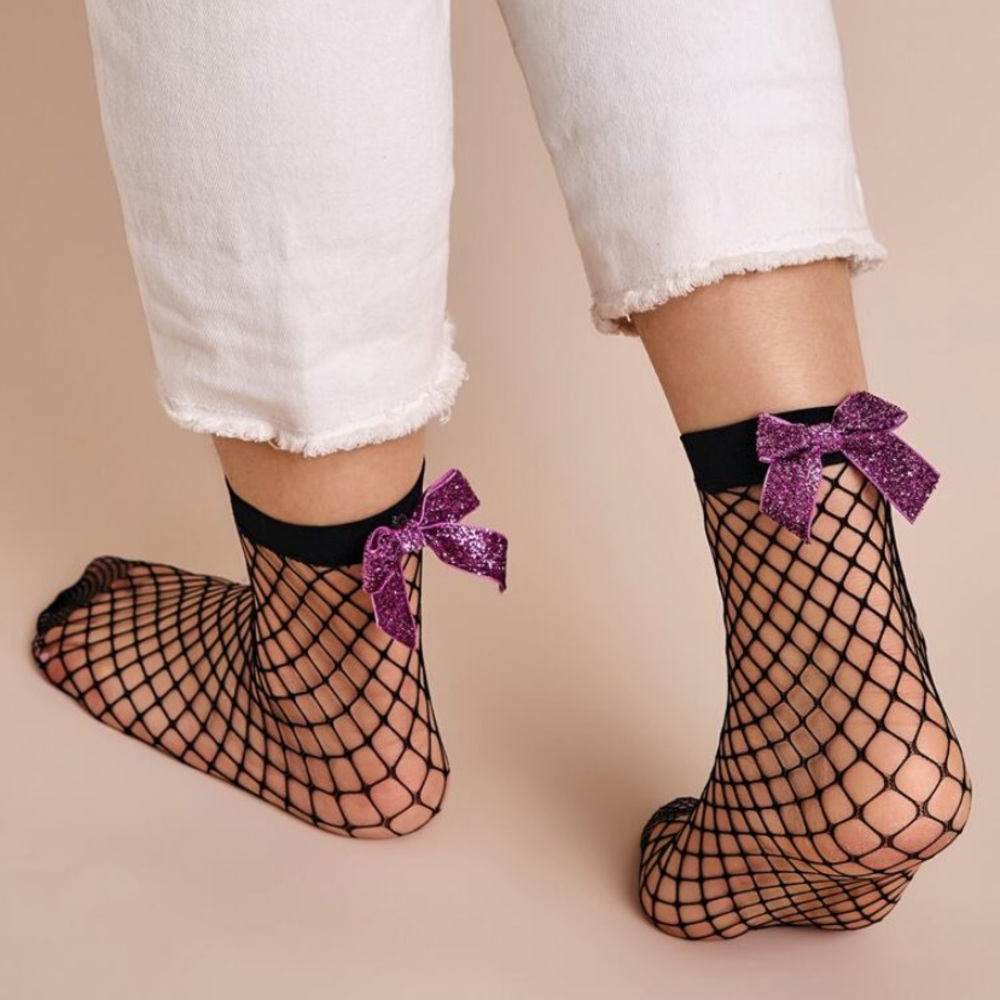 NWOT Bowknot decor fishnet socks
